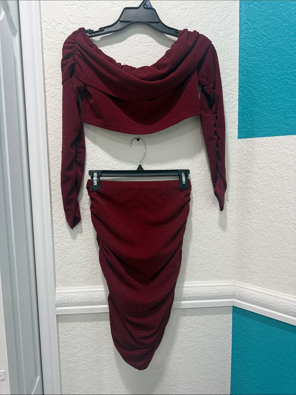 SHEIN Burgundy Ruched Off-Shoulder Two-Piece High-Low Skirt Set